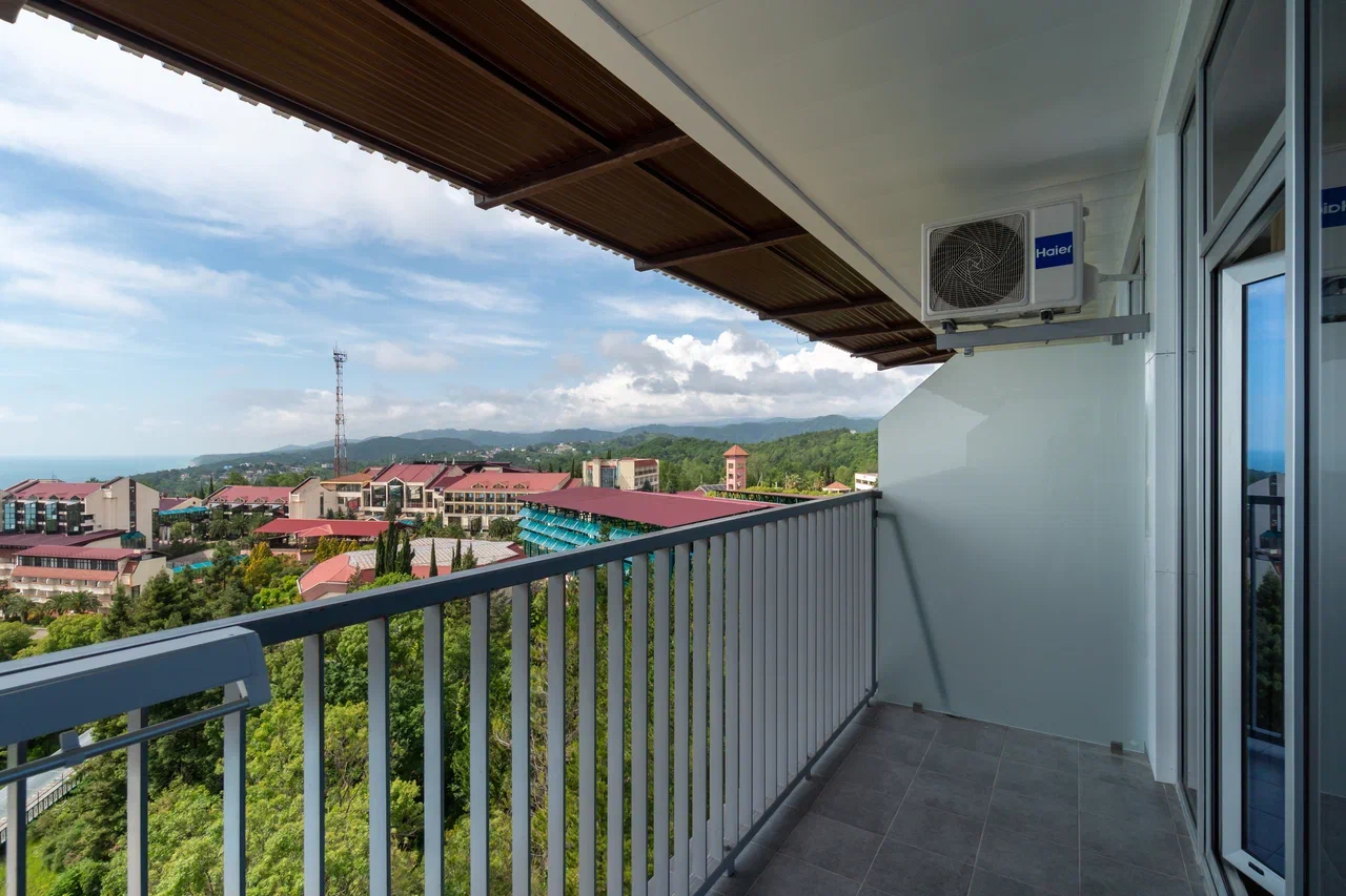 Двухместный стандарт с балконом (доп. место – двухъярусная кровать)