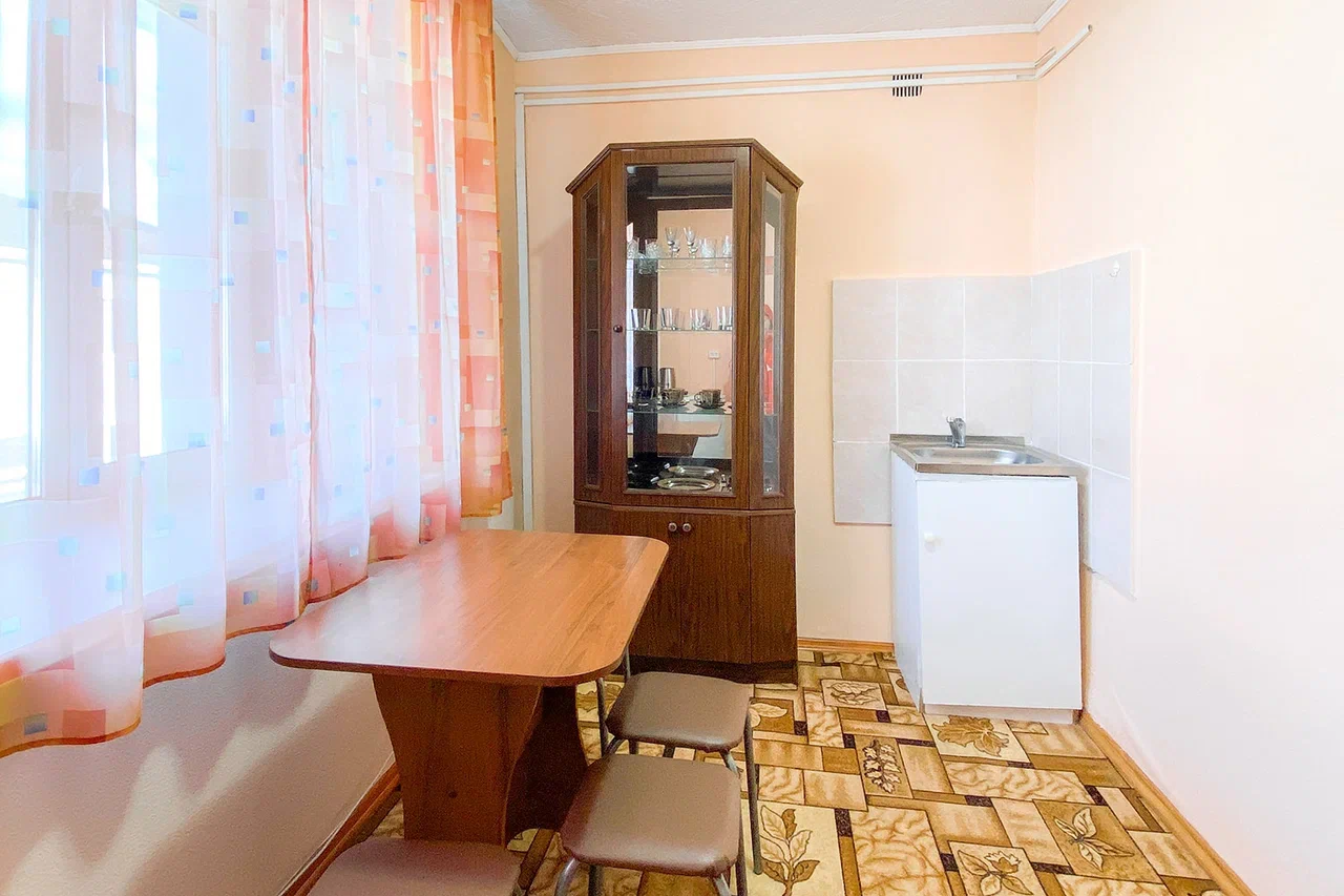 Полулюкс трехкомнатный