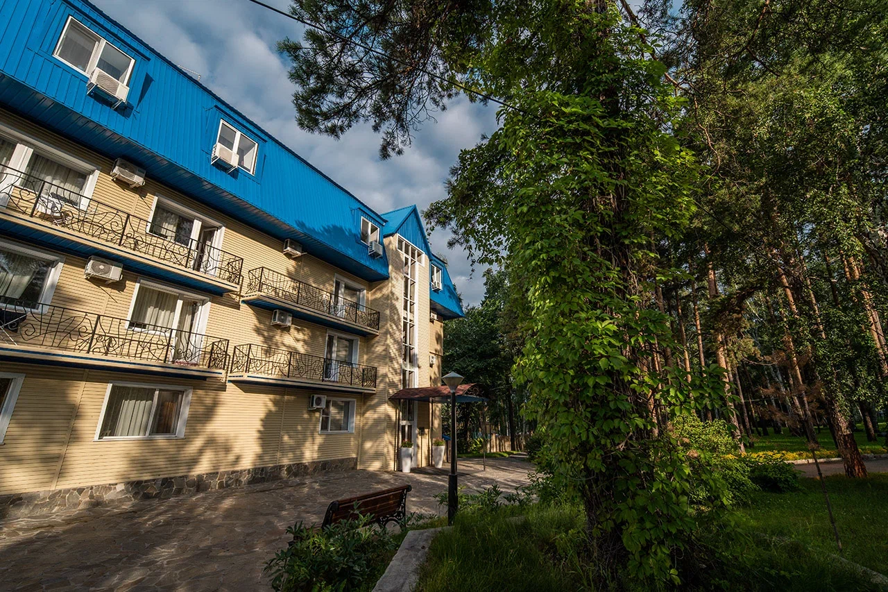 Галерея