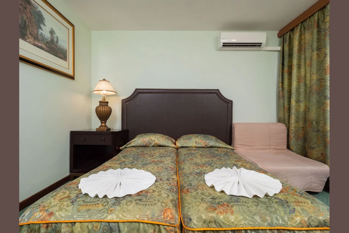 Двухместный стандарт макси с балконом