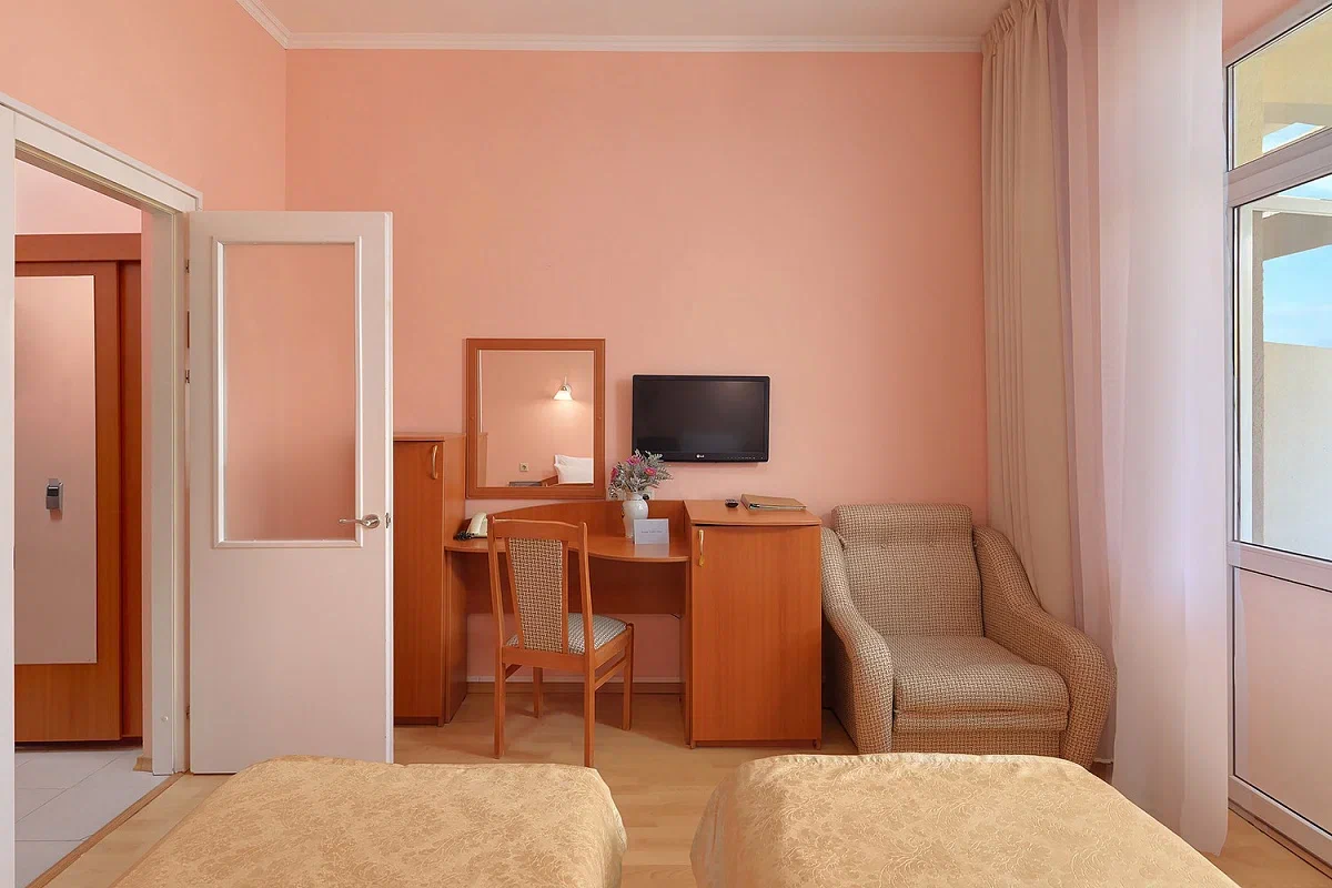 Стандарт двухместный восточное крыло 1 корпус 2-4 этаж